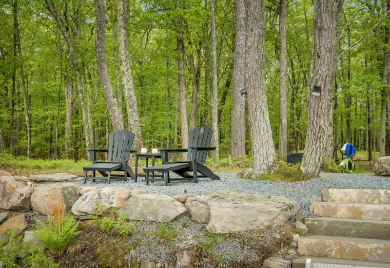 How to Find the Best Airbnb Management Company cover image