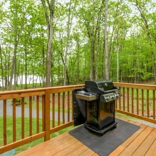 Fire up the Weber - our propane-lined grill makes it easy to cook up lakeside favorites without ever leaving the view.