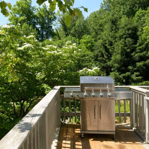 Fire up the grill and enjoy outdoor meals surrounded by the sights and sounds of nature.